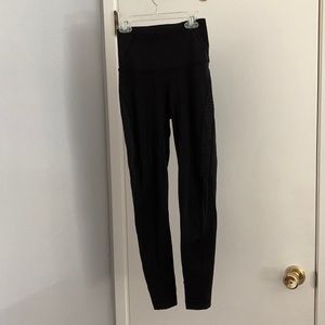 Lululemon Black Mesh Side Panel Leggings